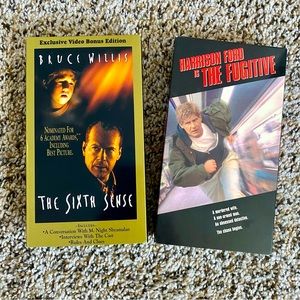 VHS Movie bundle - The Fugitive (1993) & The Sixth Sense (1999) 📼📼